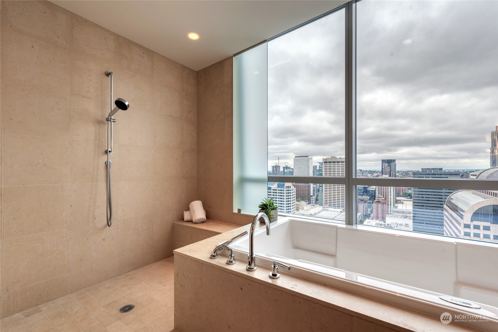 1521 2nd Avenue #3601, Seattle, WA 98101 - Photo 23