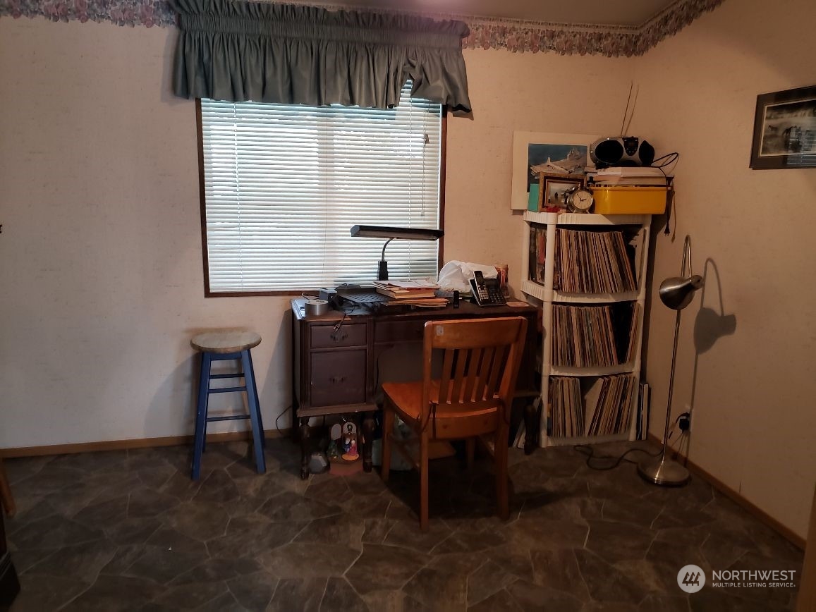 520 Willow Drive #111, Enumclaw, WA 98022 - Photo 16