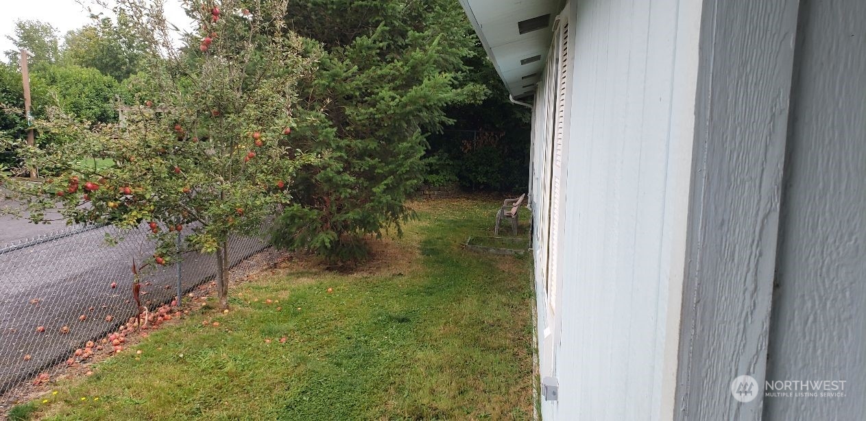 520 Willow Drive #111, Enumclaw, WA 98022 - Photo 22