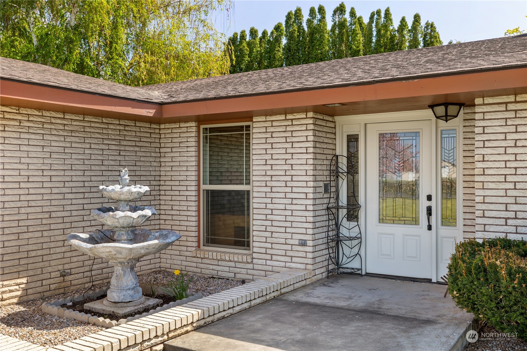 1817 W Herman Road , Othello, WA 99344 - Photo 2