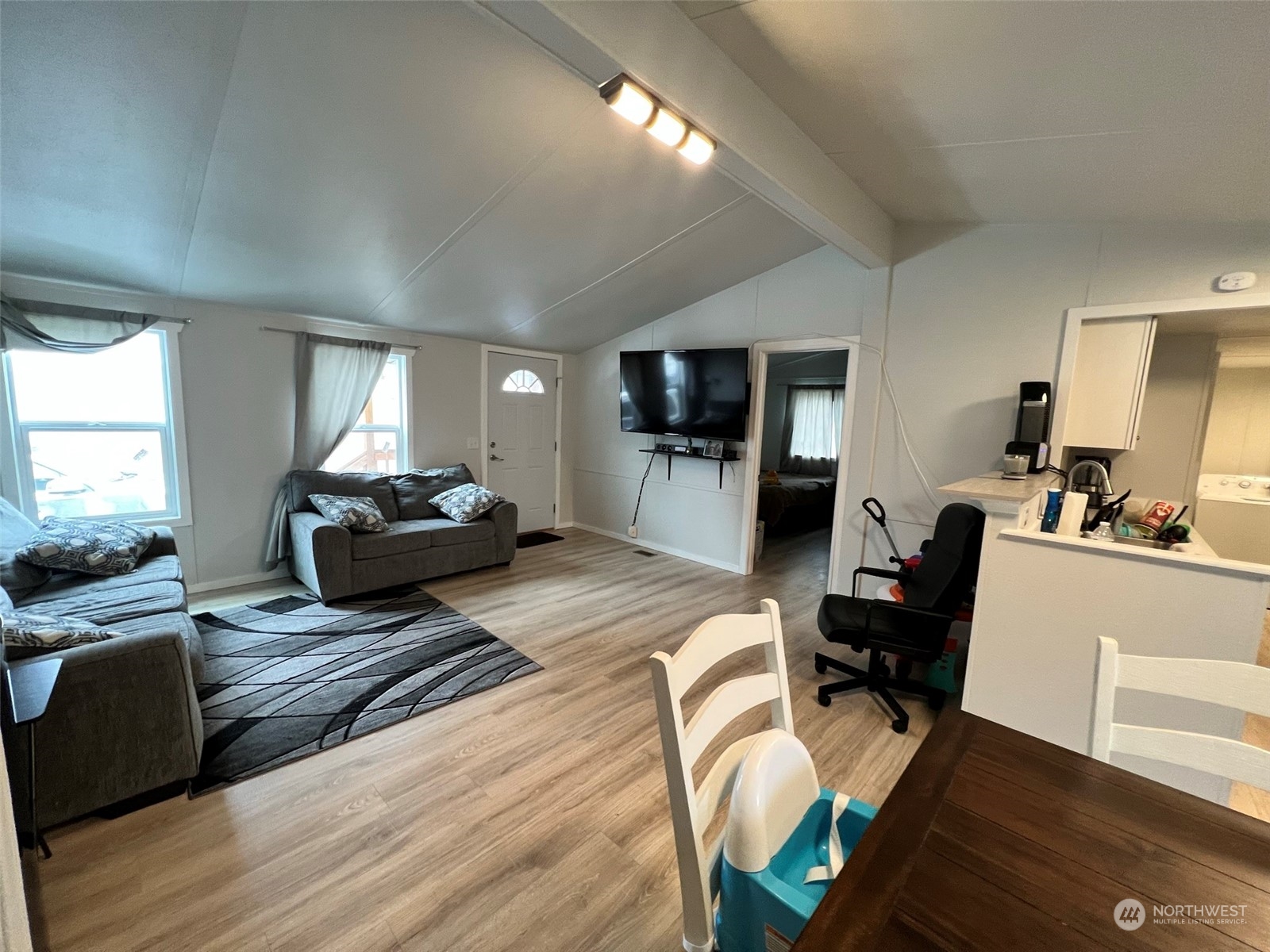 10302 Lakeview Avenue SW #21, Lakewood, WA 98499 - Photo 2