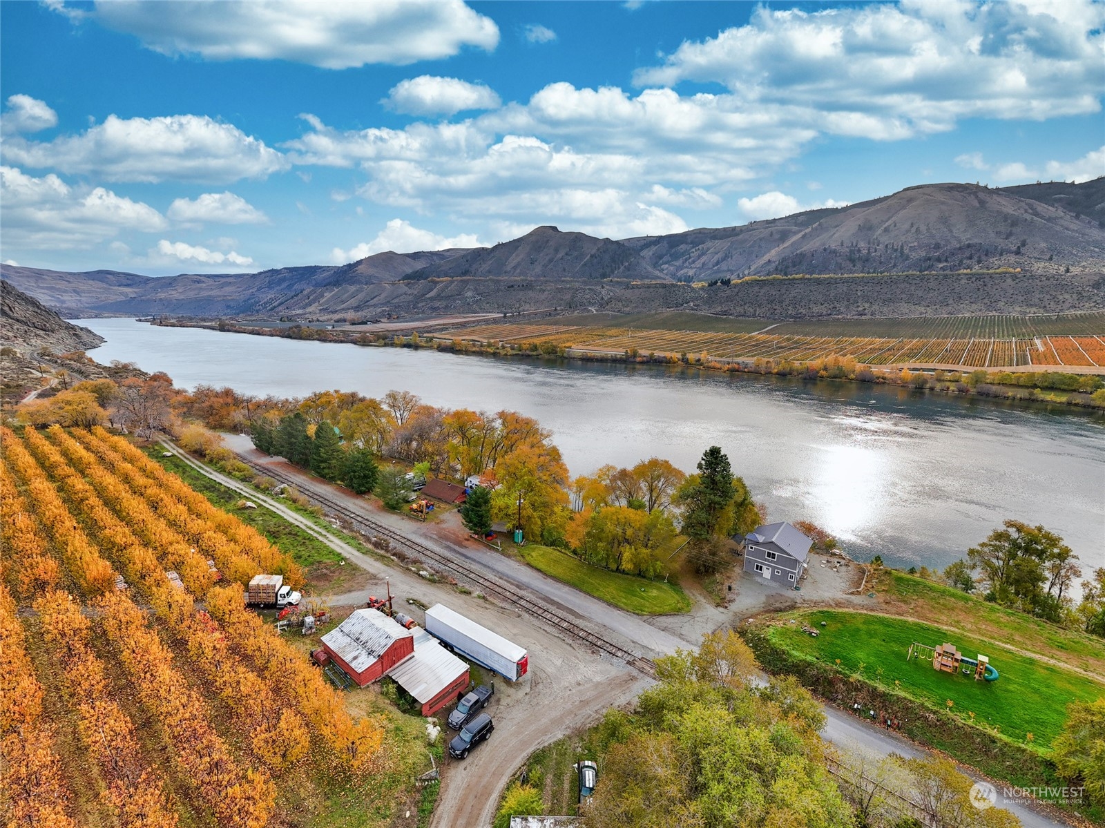 3710 Stayman Flats Road , Chelan, WA 98816 - Photo 2