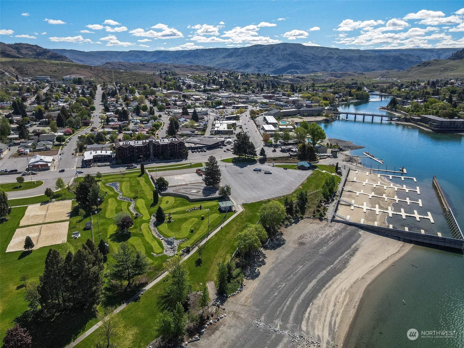 808 W Manson Highway #A201, Chelan, WA 98816 - Photo 4