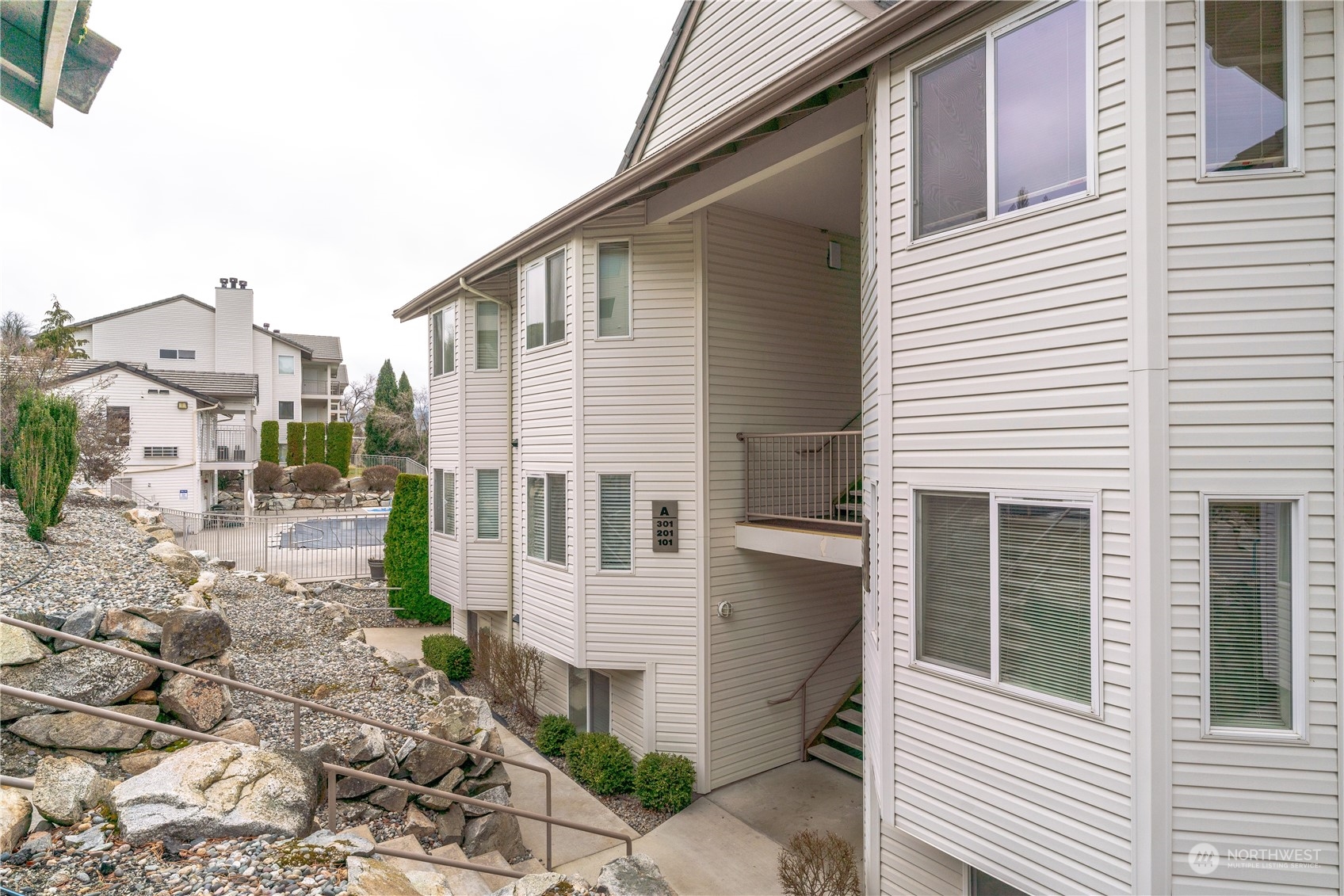 808 W Manson Highway #A201, Chelan, WA 98816 - Photo 10