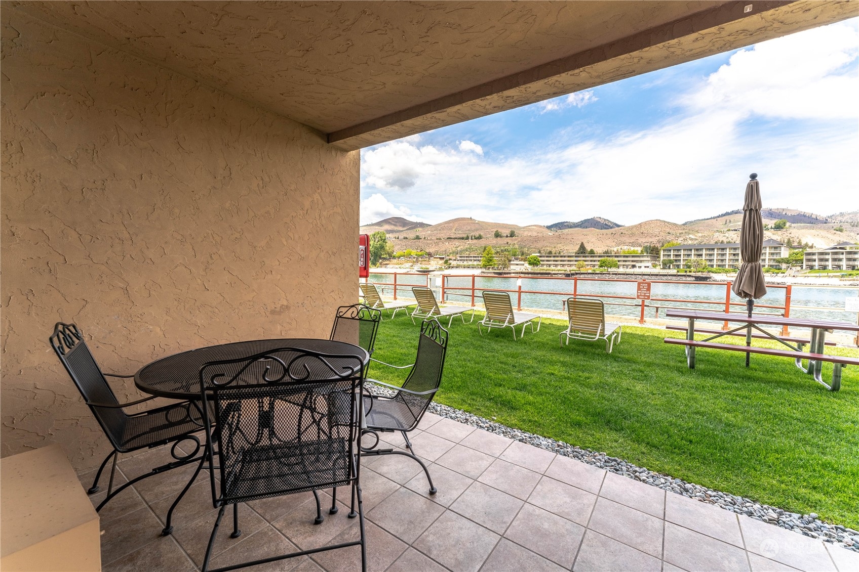 322 W Woodin Avenue #613, Chelan, WA 98816 - Photo 3