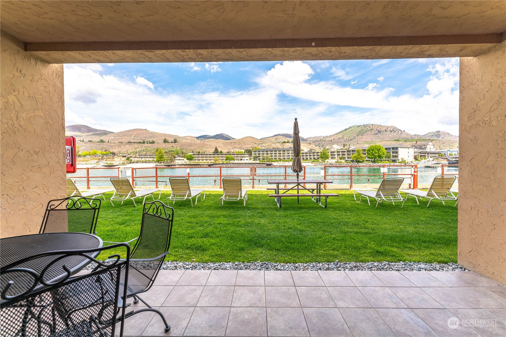 322 W Woodin Avenue #613, Chelan, WA 98816 - Photo 2