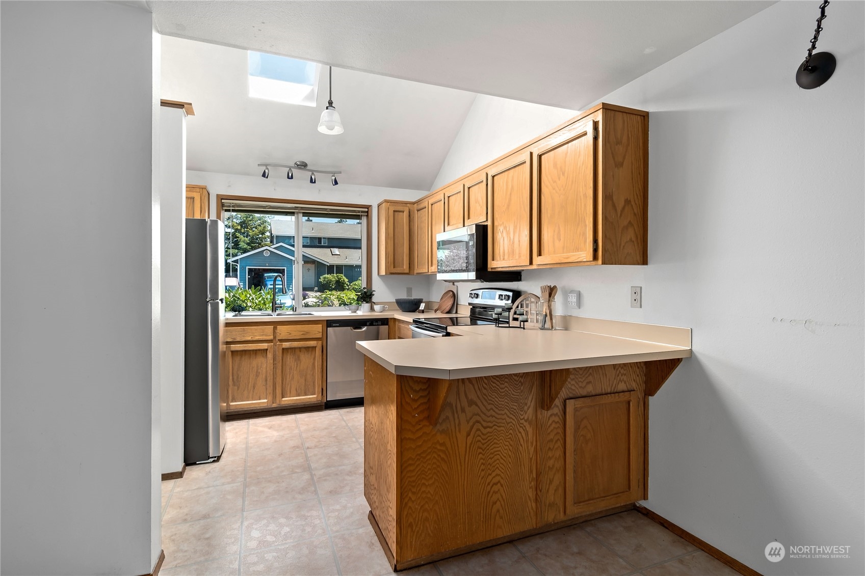 187 NE Nunan Loop #2, Oak Harbor, WA 98277 - Photo 10