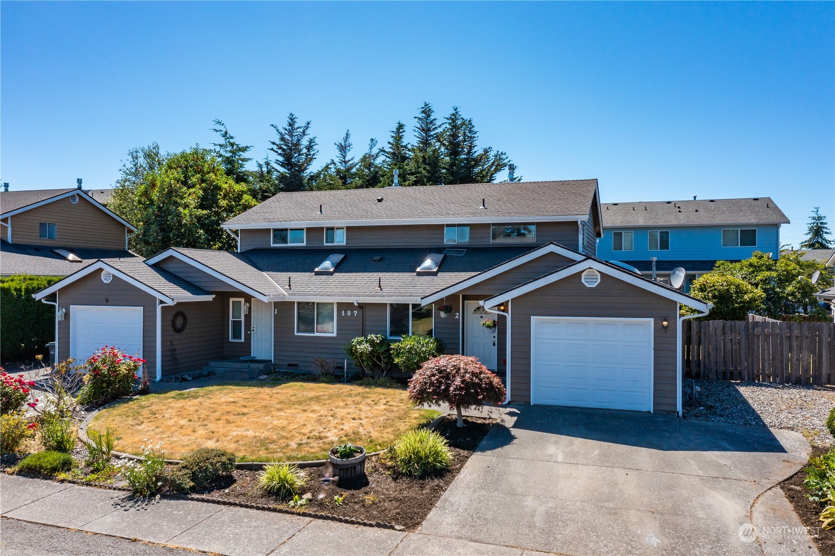187 NE Nunan Loop #2, Oak Harbor, WA 98277 - Photo 2