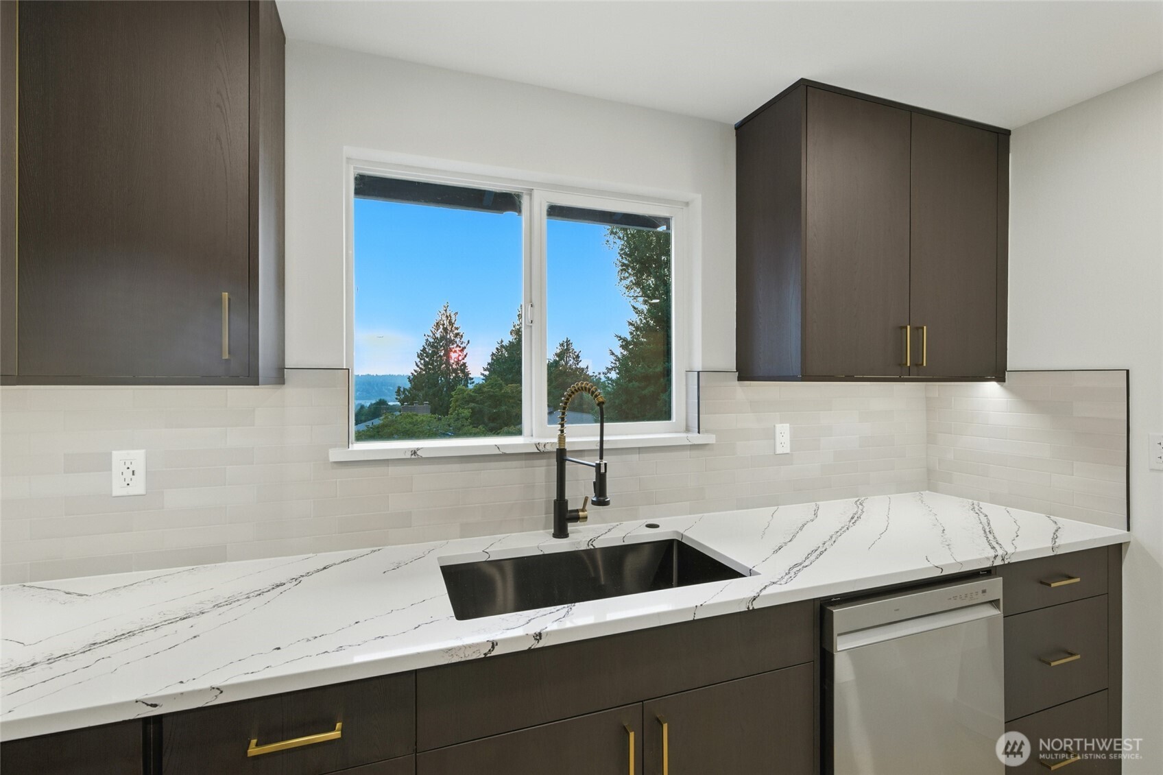 5150 S Creston Street , Seattle, WA 98178 - Photo 11