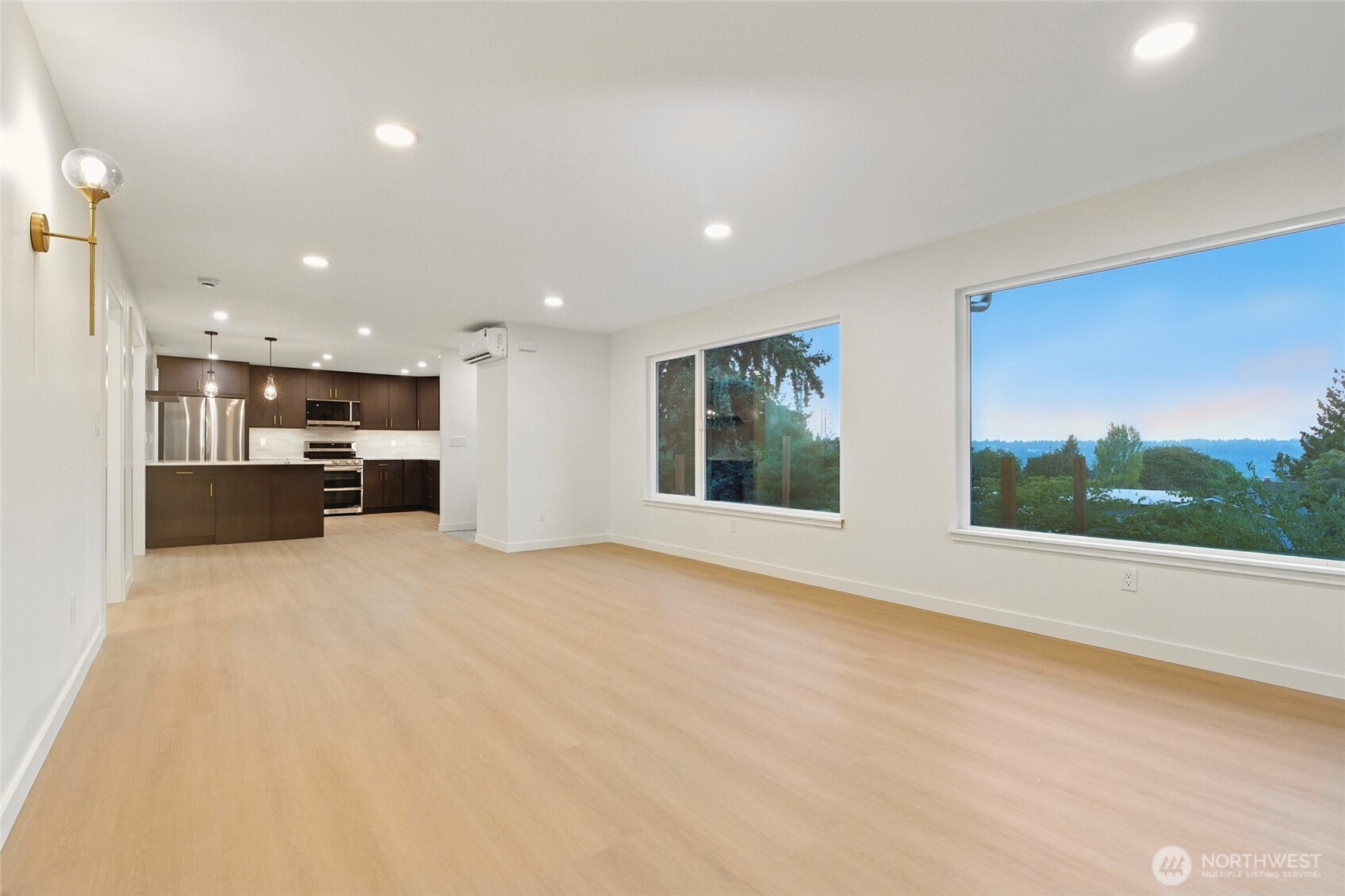 5150 S Creston Street , Seattle, WA 98178 - Photo 4