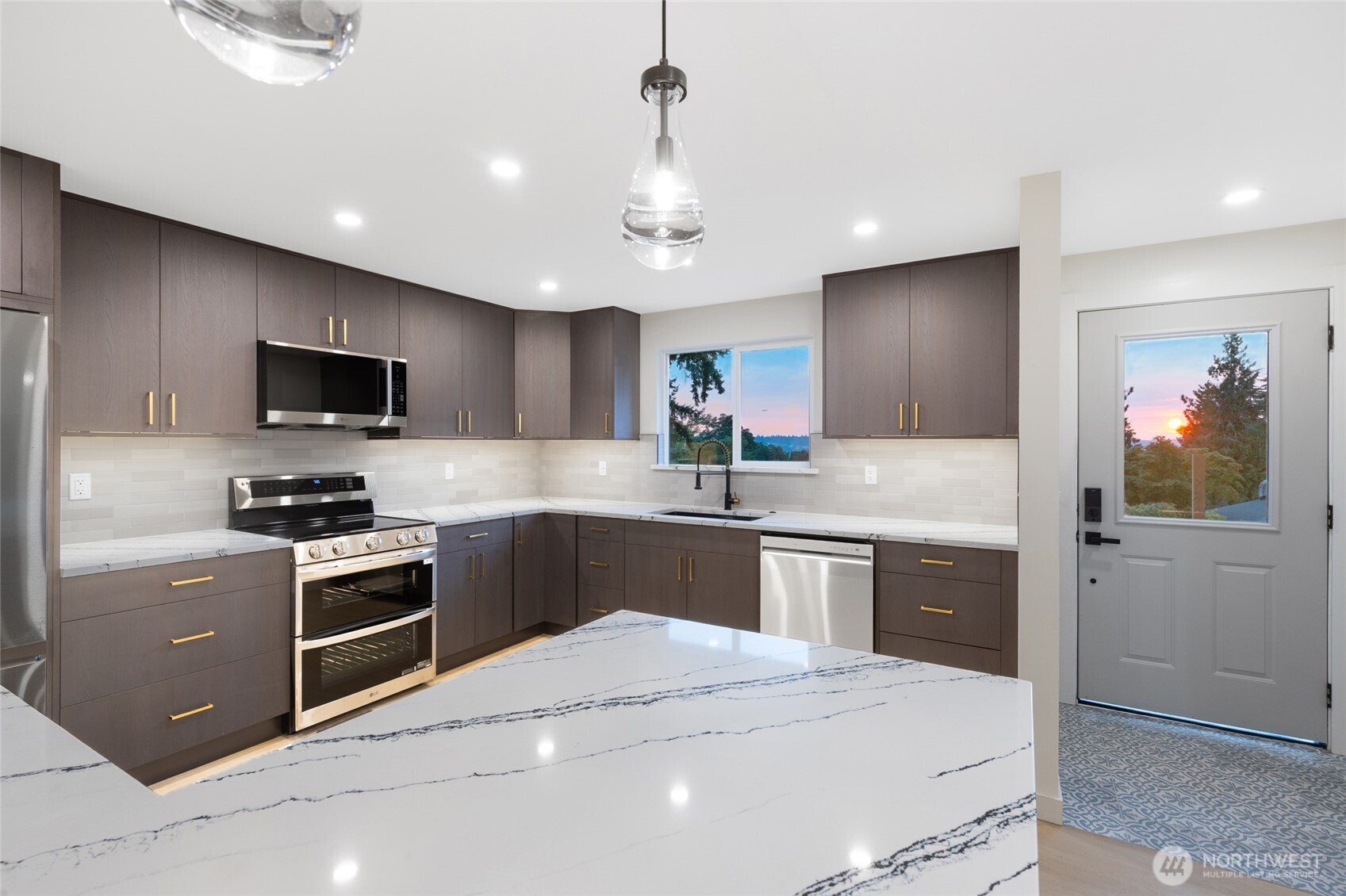 5150 S Creston Street , Seattle, WA 98178 - Photo 6