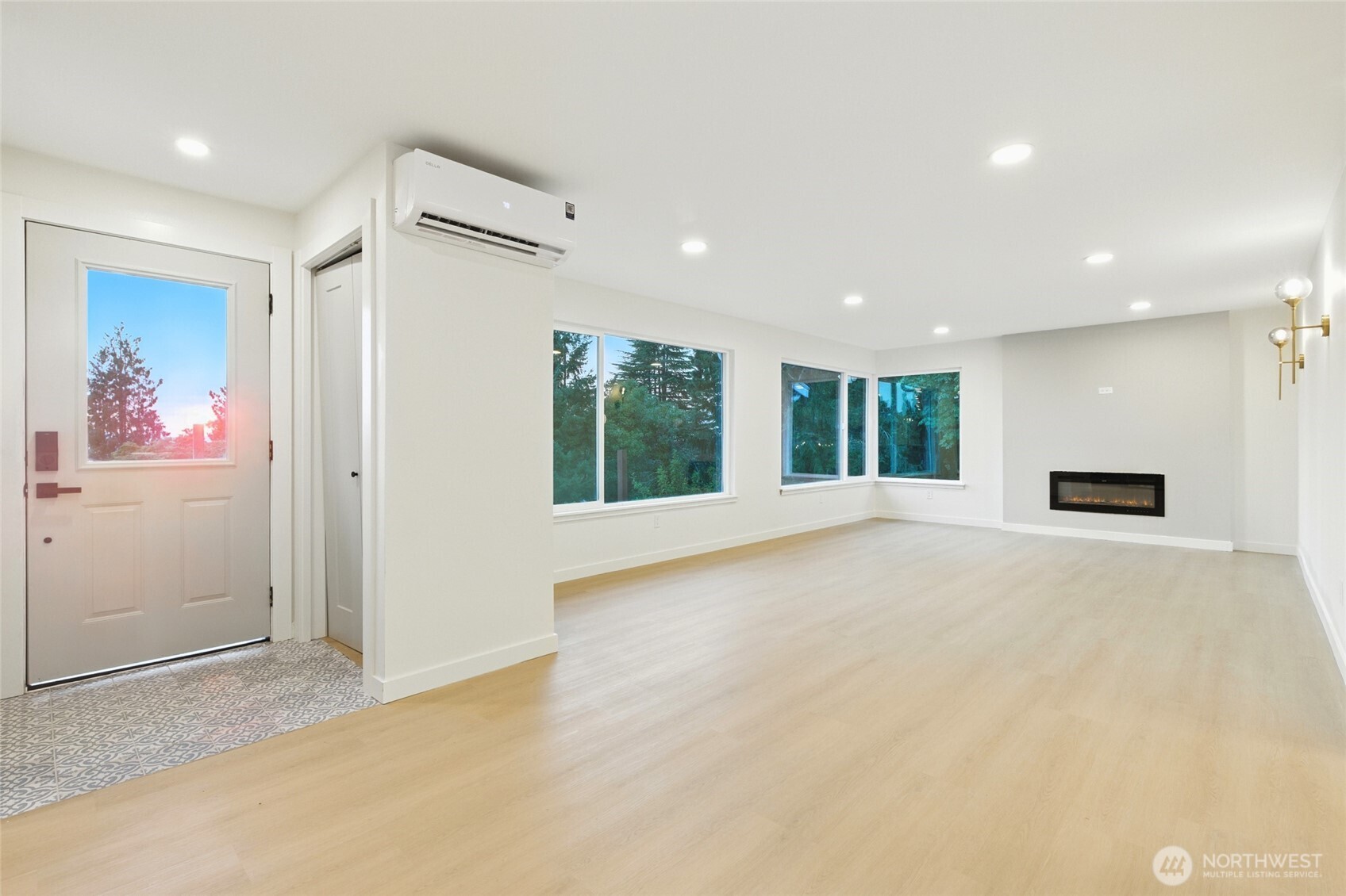 5150 S Creston Street , Seattle, WA 98178 - Photo 8