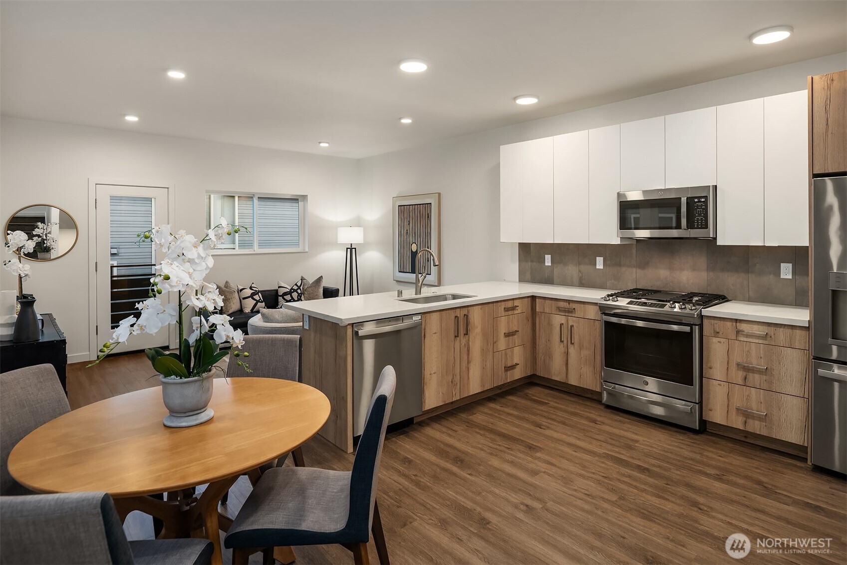 12038 33rd Avenue NE, Seattle, WA 98125 - Photo 4