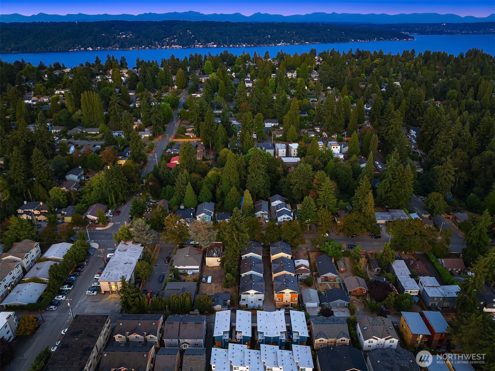 12038 33rd Avenue NE, Seattle, WA 98125 - Photo 23