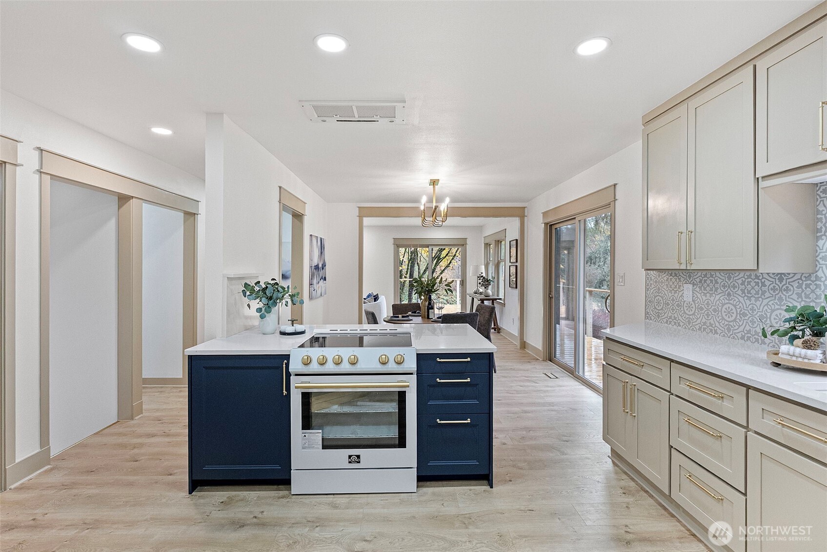 15802 34th Avenue E, Tacoma, WA 98446 - Photo 5