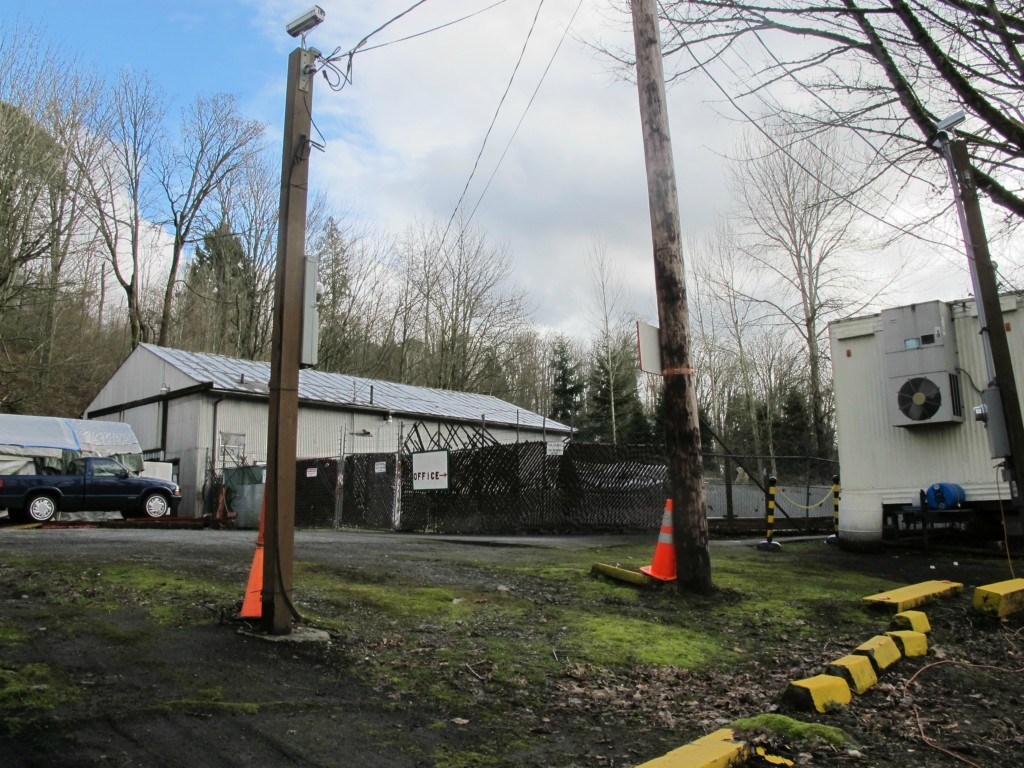 2457 Kamber Road , Bellevue, WA 98007 - Photo 3