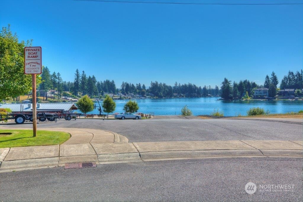 1827 176th Avenue E, Lake Tapps, WA 98391 - Photo 5